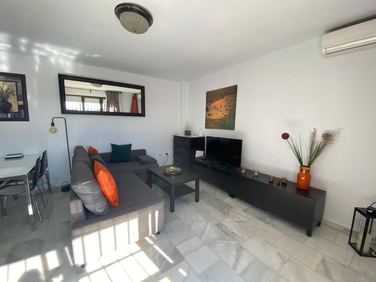 Pueblo Evita Benalmádena Exteriör bild